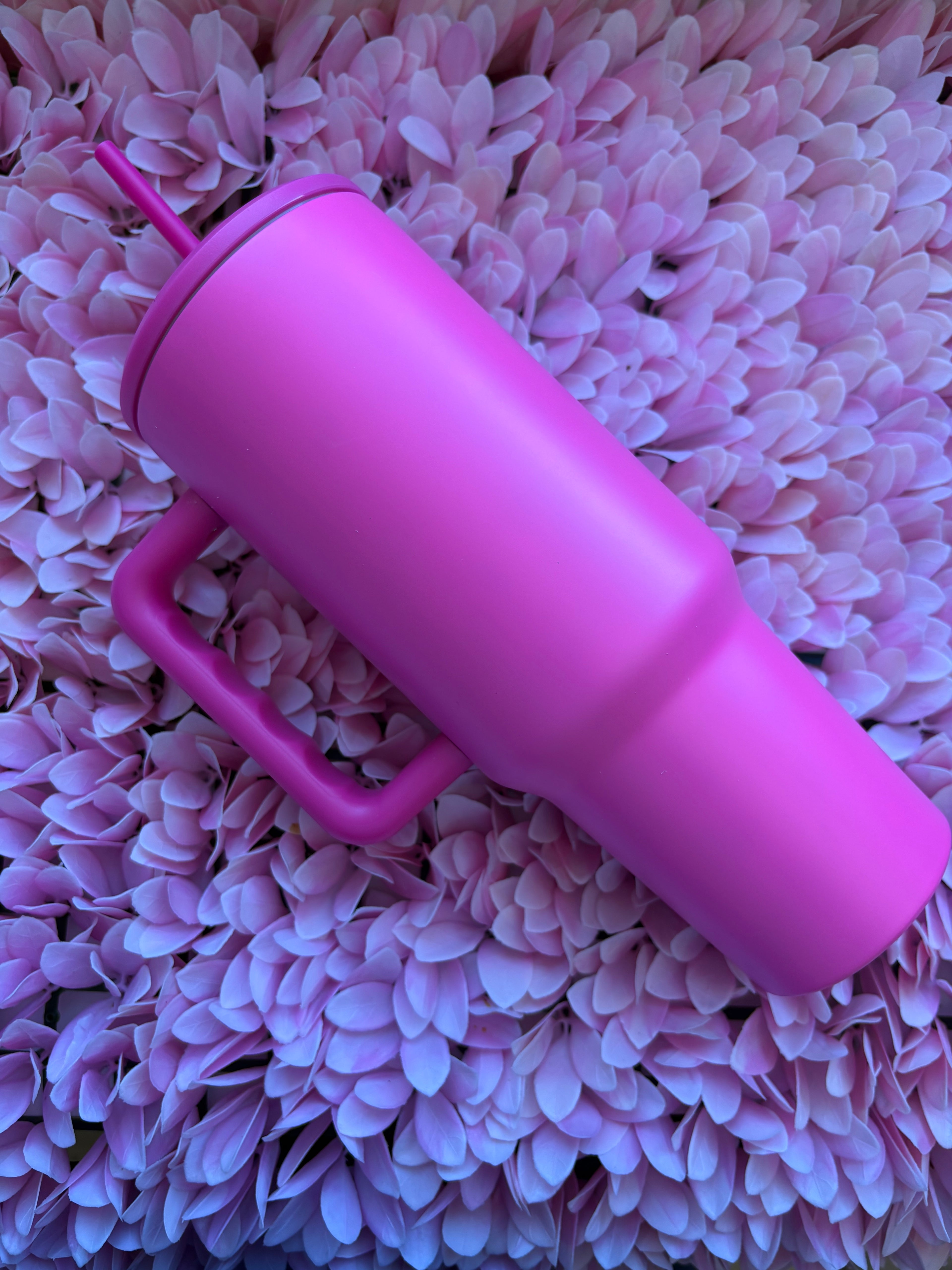 40oz handled tumbler with straw