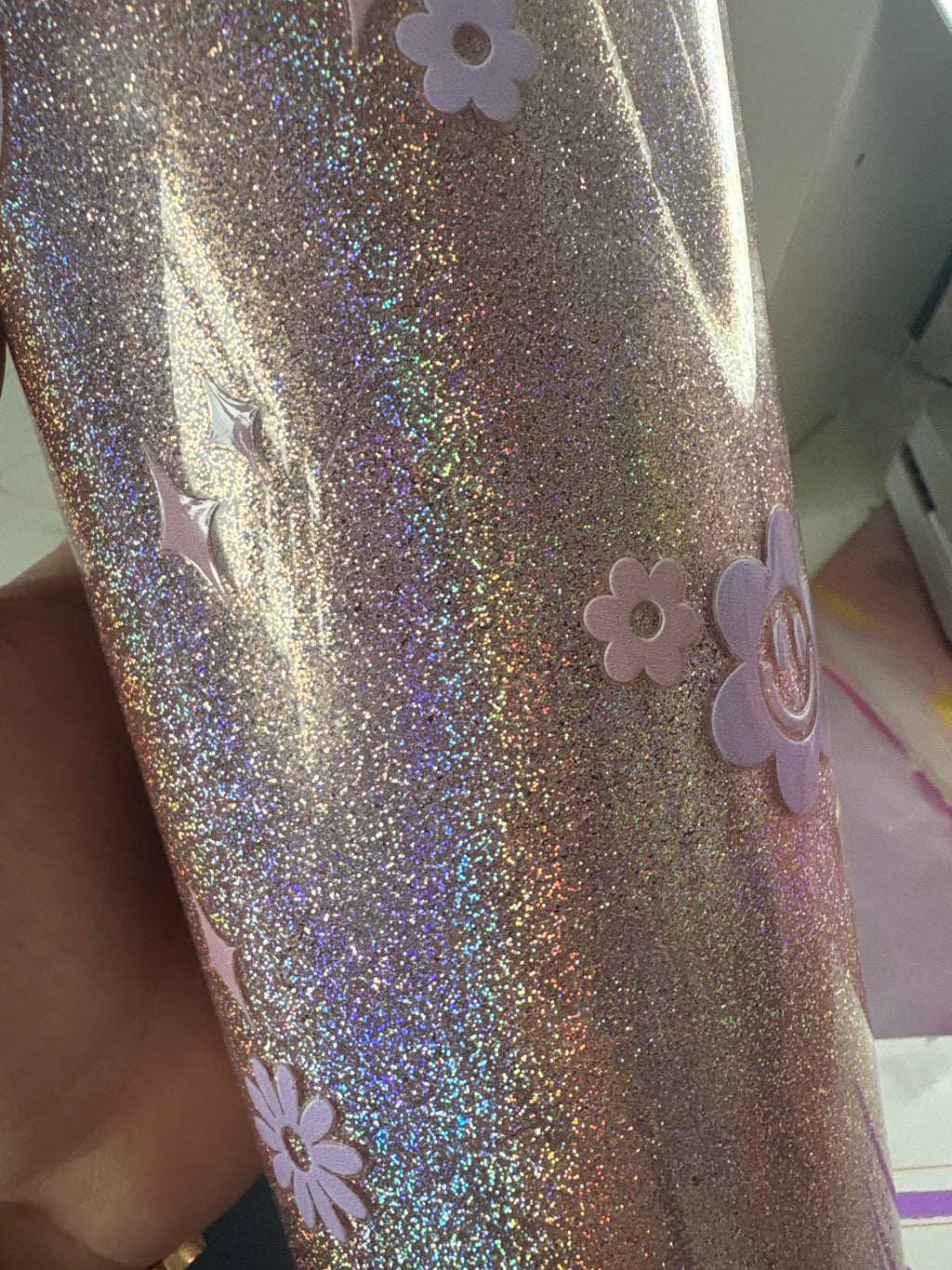 Rose holographic