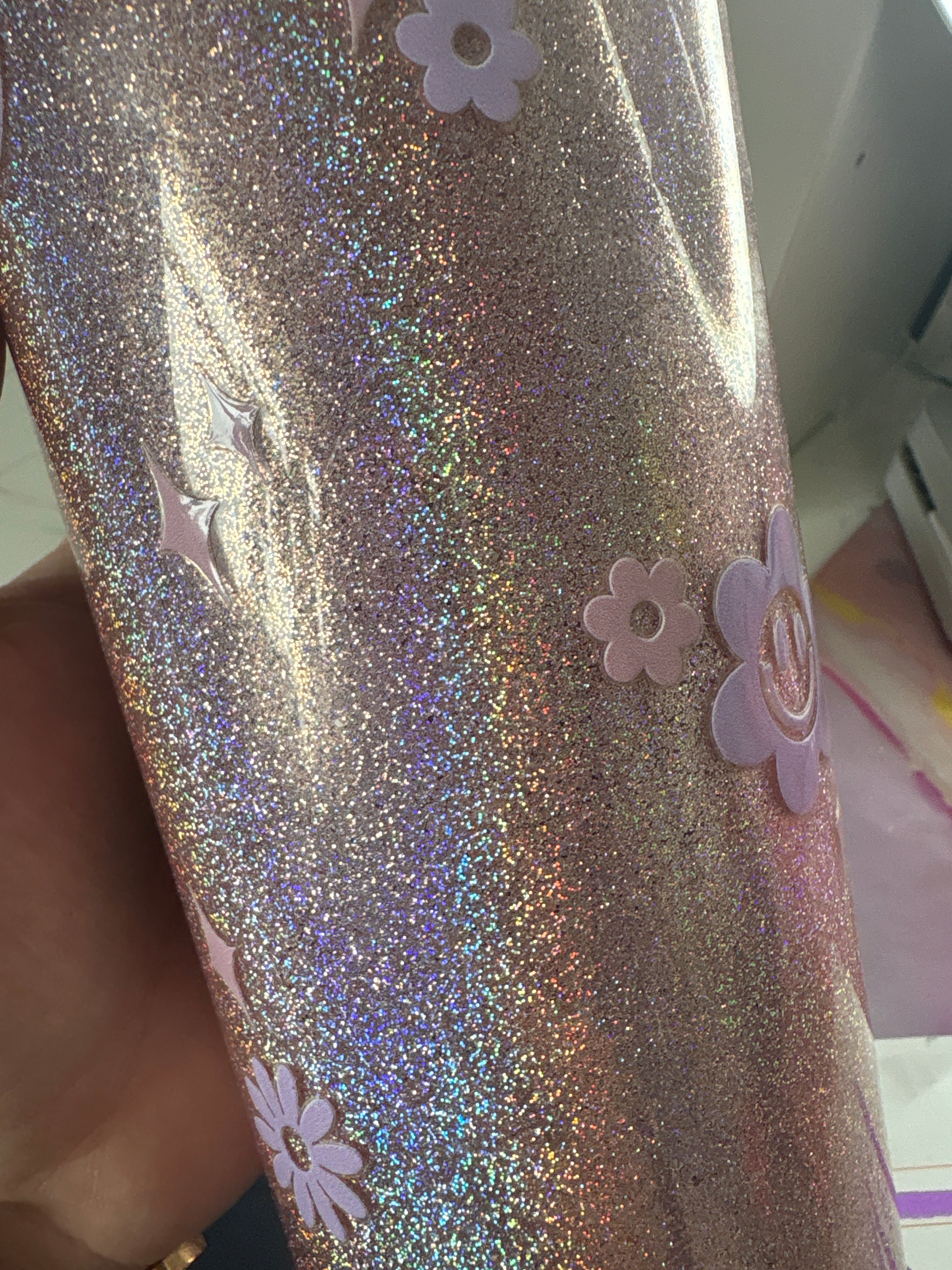 Rose holographic