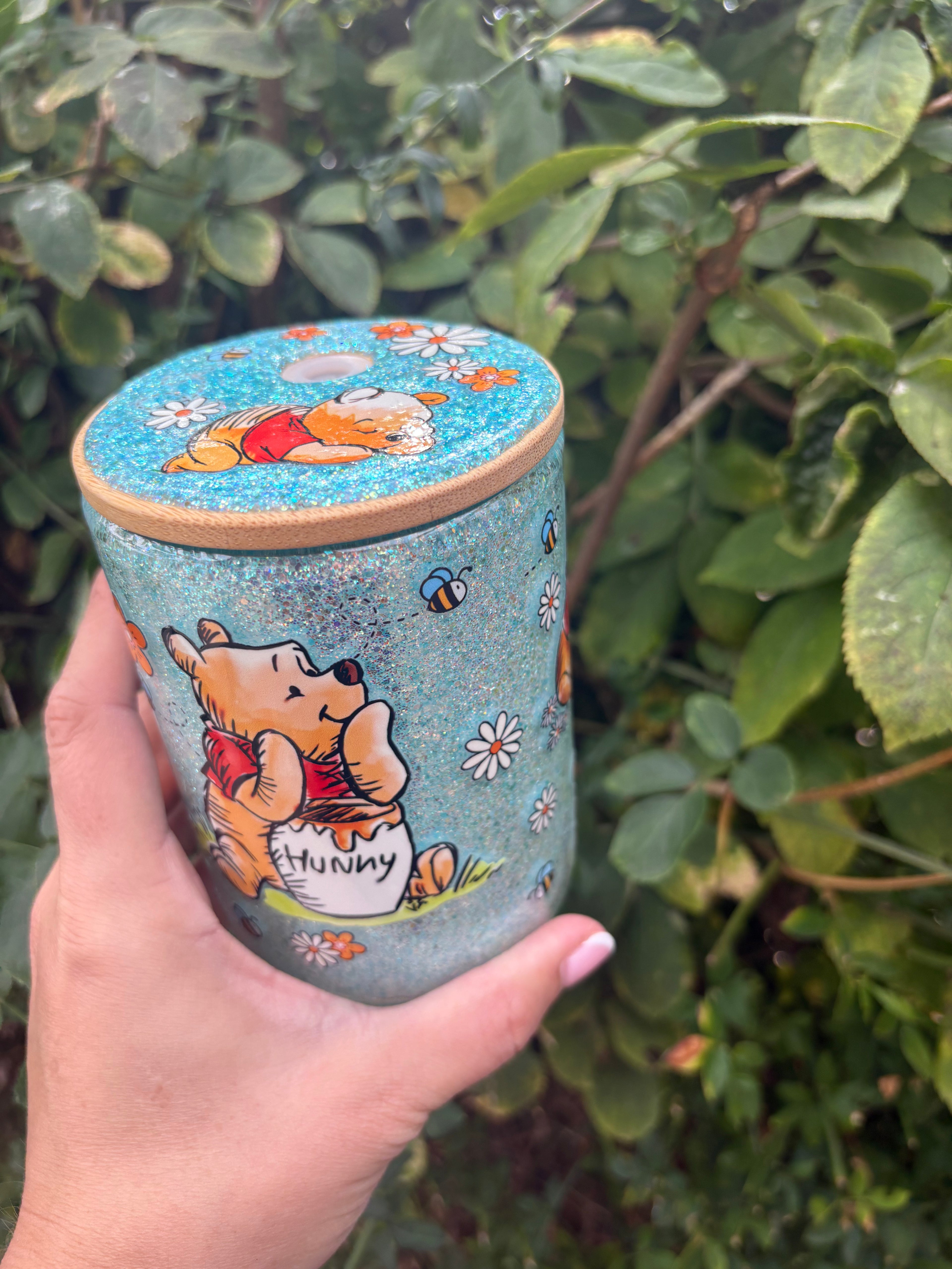 15oz glass Snowglobe mug with lid and straw